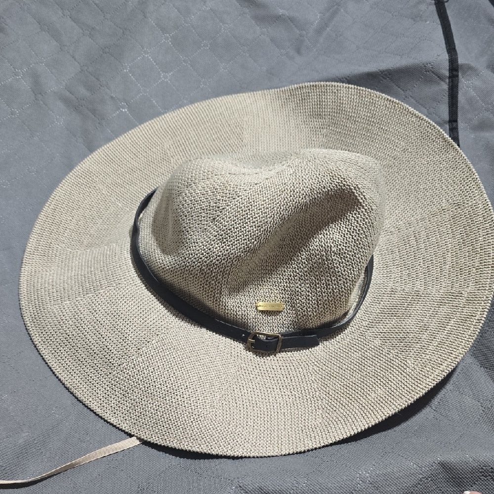 Wide Brim Straw Kooringal Hat with Black Leather Band - Cream
